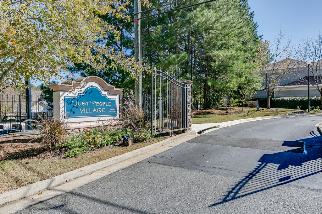 Fulton Village Entrance Sign